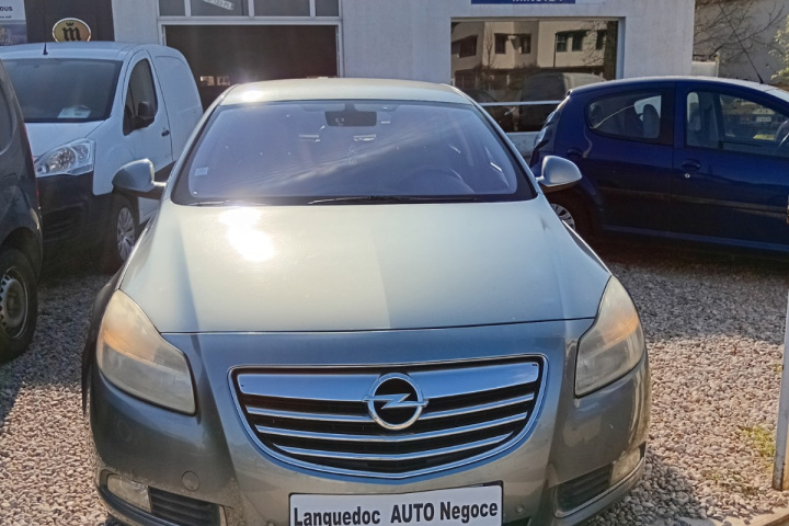 OPEL INSIGNIA